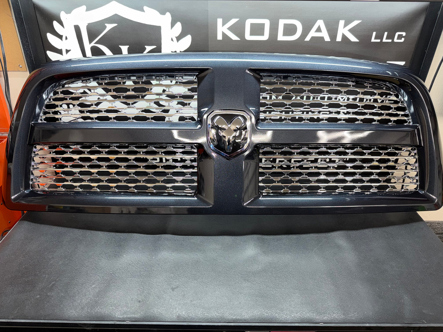 Ram 1500/2500/3500 Laramie Style Grill for 4th Gen 09-18