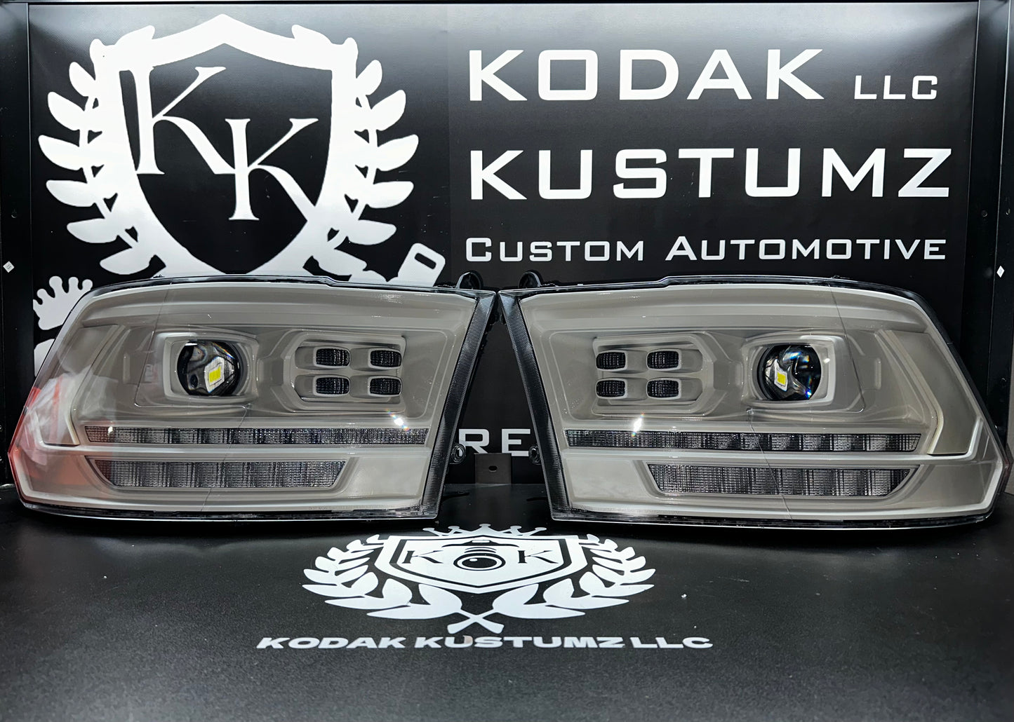 RAM 1500/2500/3500 AlphaRex 5th Gen Limited 2500 Style Headlights