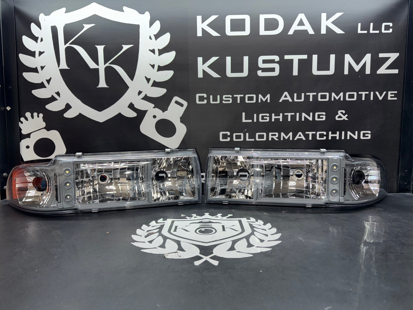 Chevrolet Caprice/Impala SS 91-96/94-96 Custom Headlights